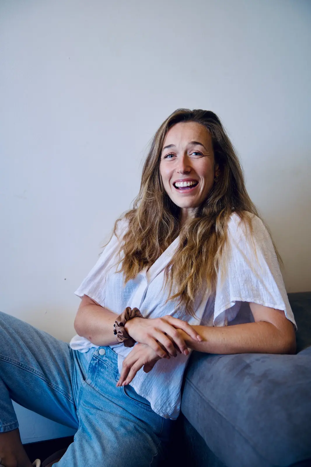 Marie Troccaz pendant un moment de réflexion